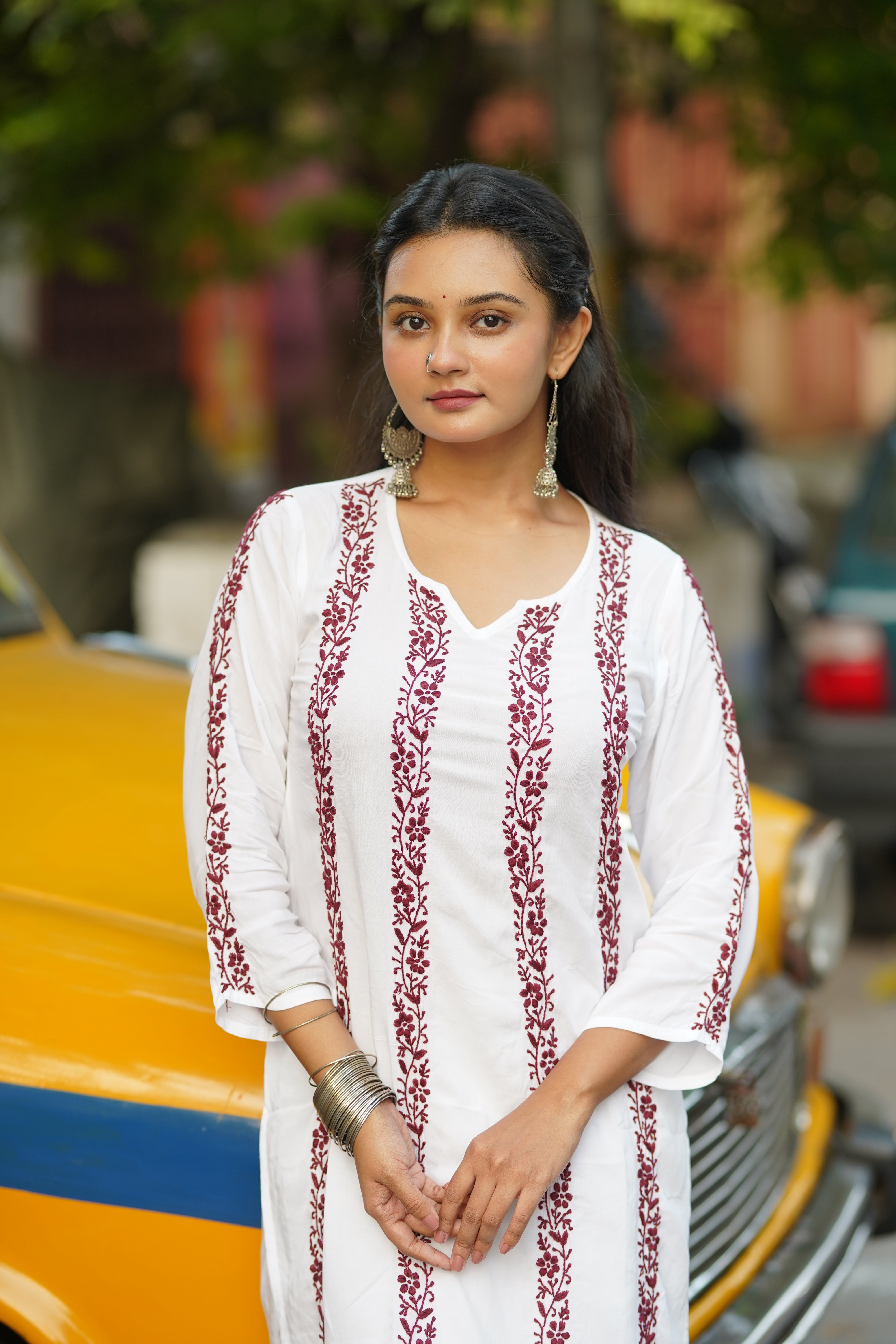 Husn Modal White Chikankari Kurti With Maroon Bel