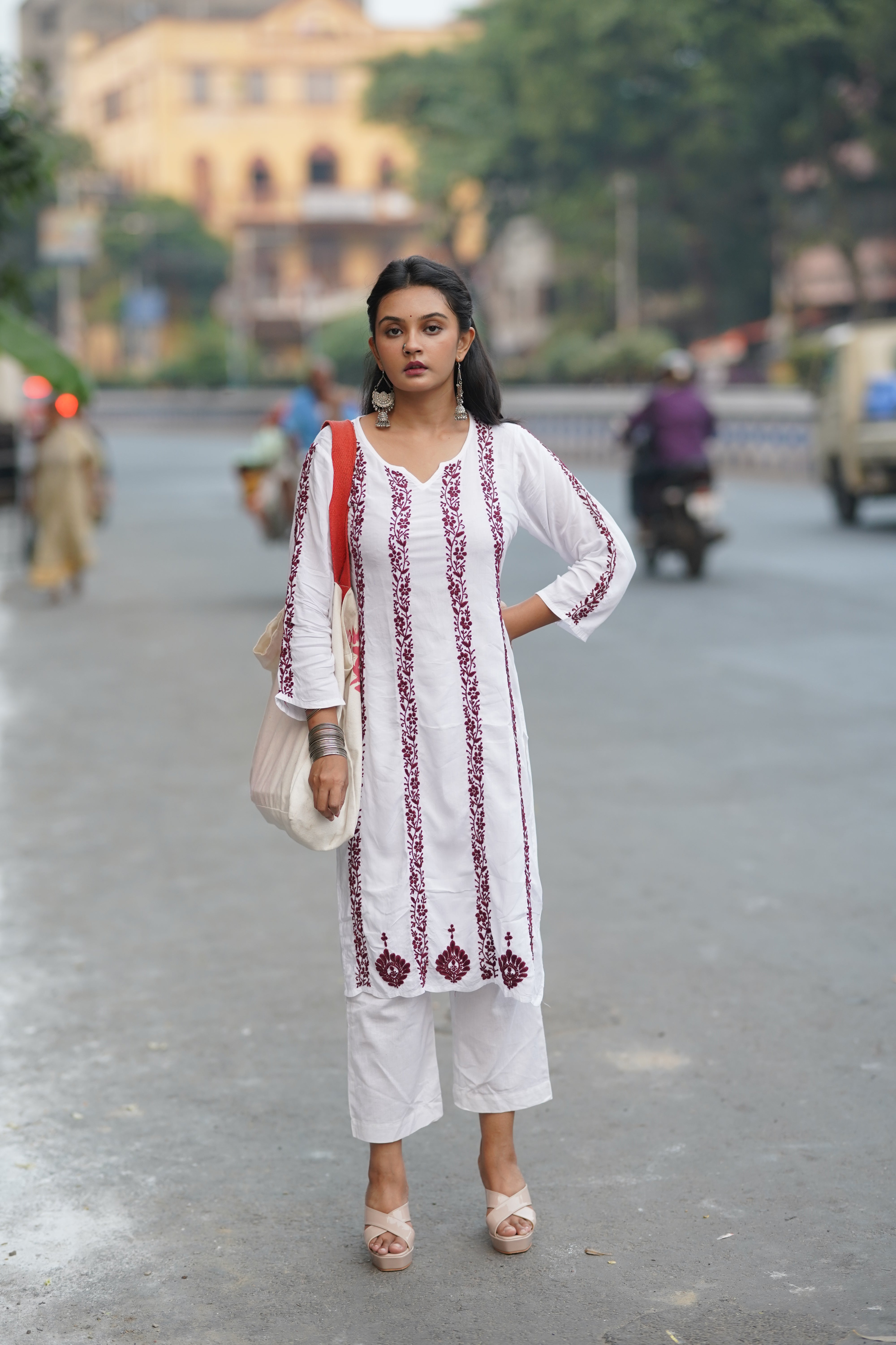 Husn Modal White Chikankari Kurti With Maroon Bel